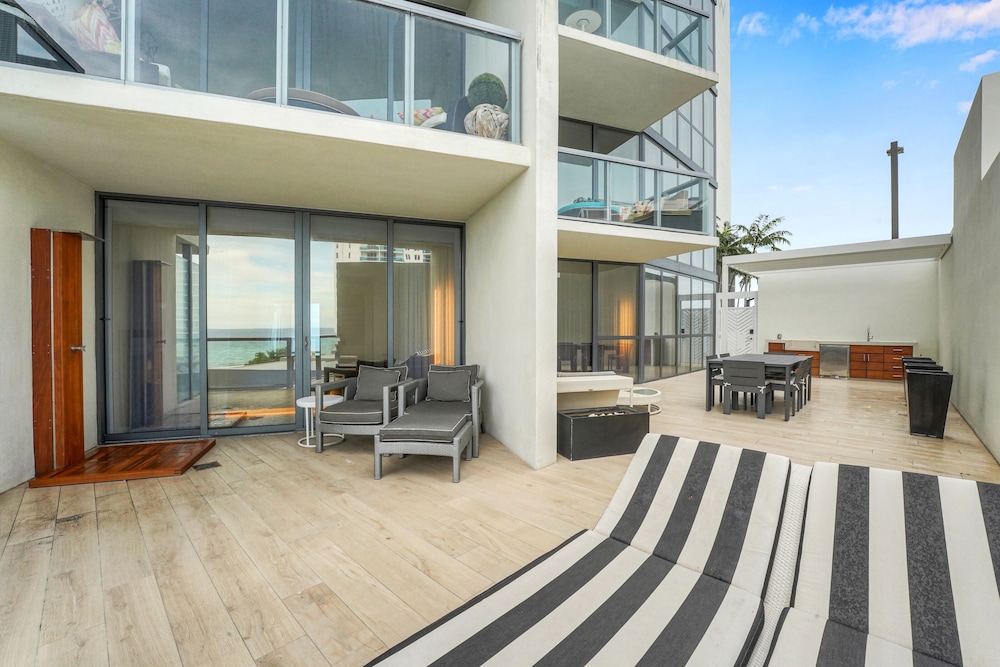 Private Residences at W SoBe by LRMB - photo 30