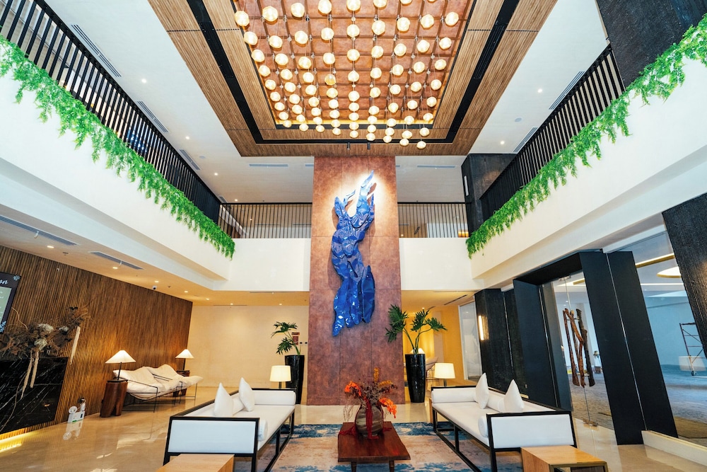 Elijah Hotel — hotel in Dasmarinas