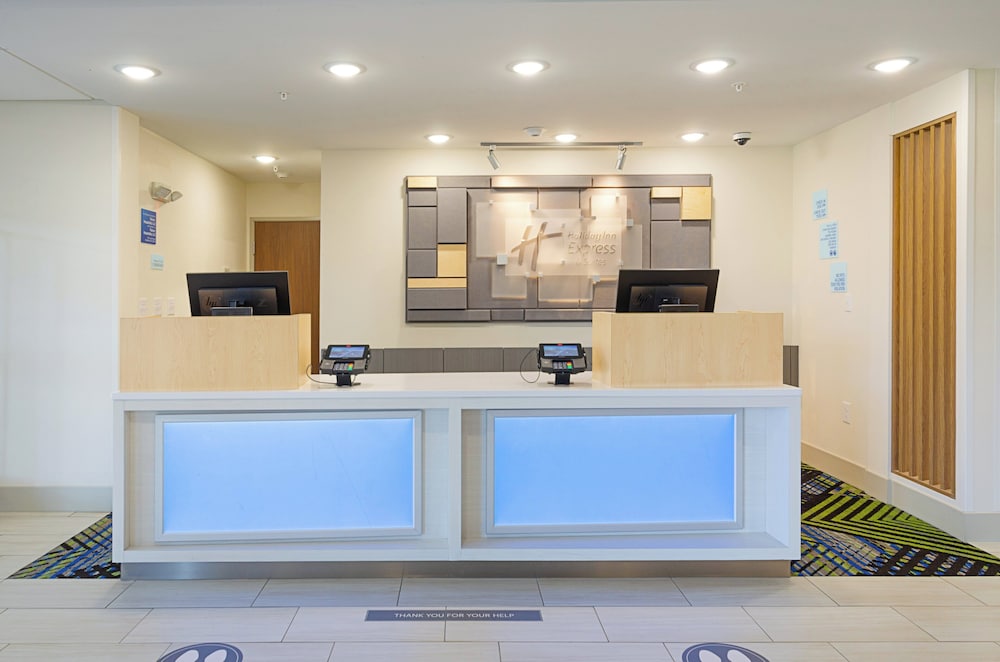 Holiday Inn Express & Suites Abingdon by IHG - photo 49