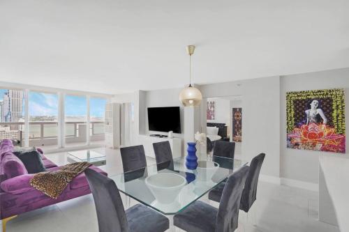 Higher Love Water Views and Cool Vibes — 4-Star Luxury Hotel in Miami, United States