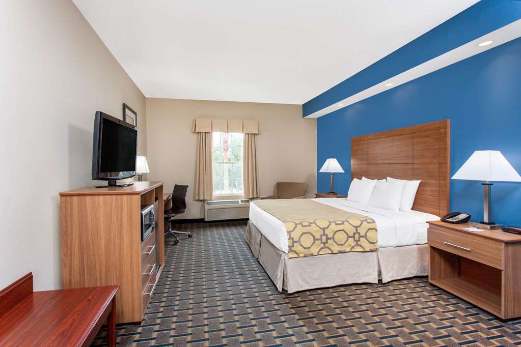 Baymont by Wyndham Jacksonville Butler Blvd - photo 8