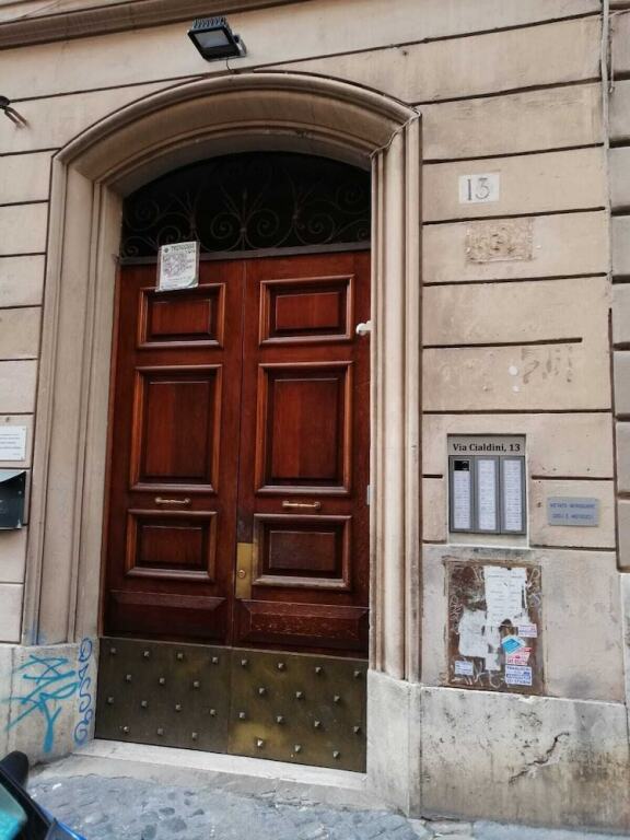 Romina Rooms - last minute hotel in Rome