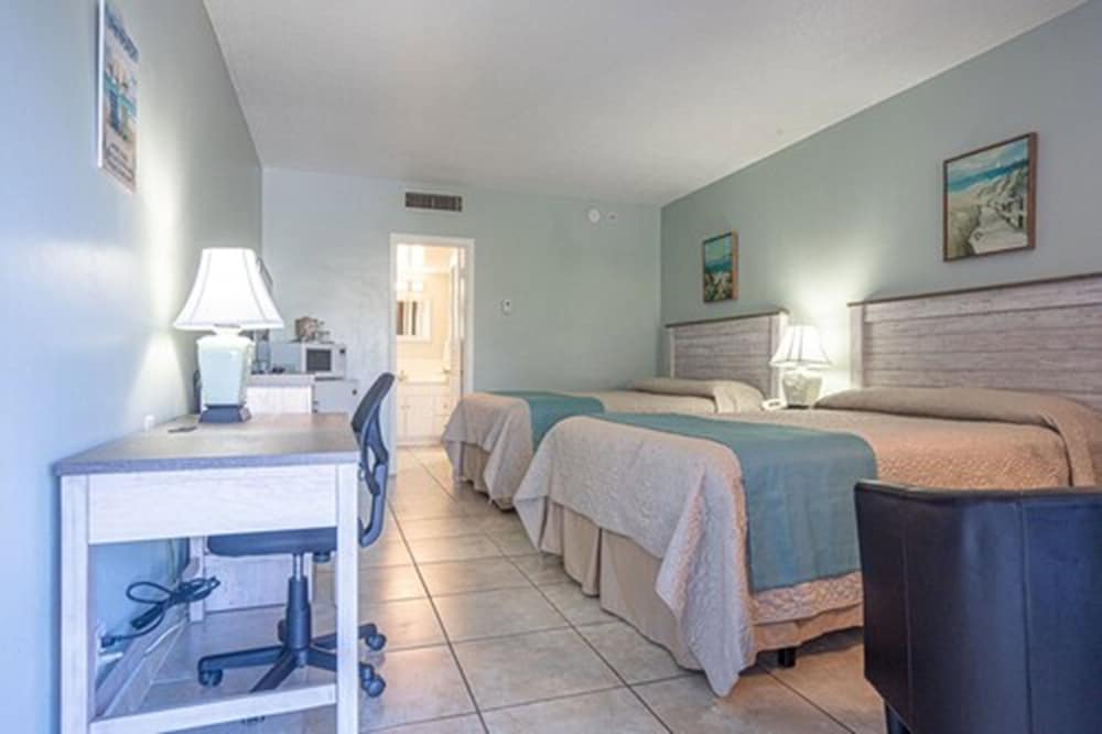 Carriage House Resort Motel - photo 5