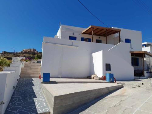 Elzahed Maestro — hotel in Kimolos