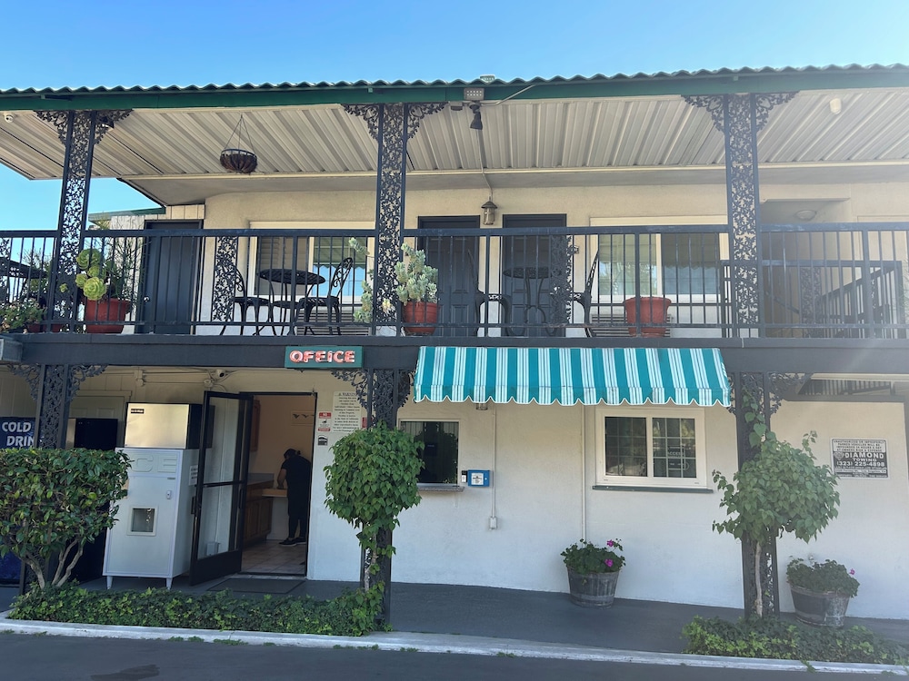 Welcome Inn on Colorado Blvd - photo 26