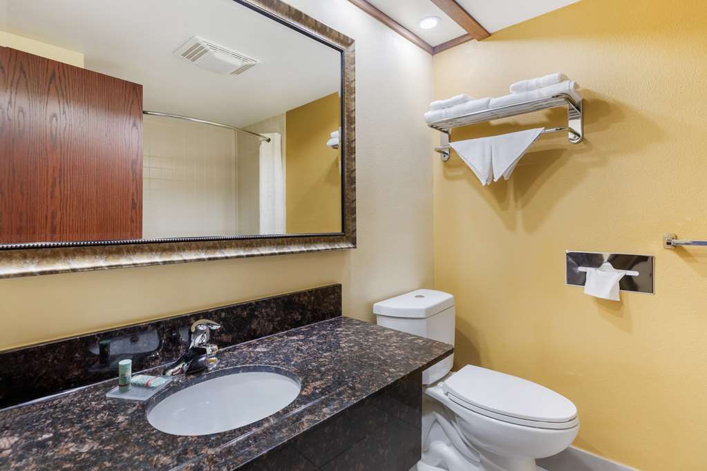 Best Western Kiva Inn - photo 21