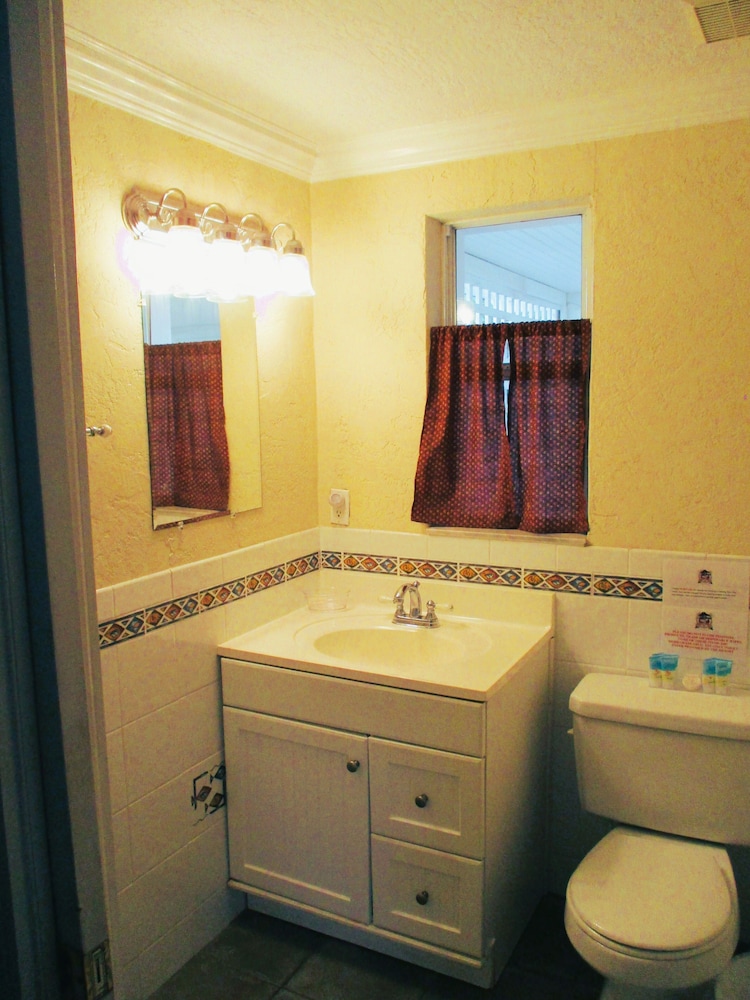 Pirate's Pointe Resort - photo 81
