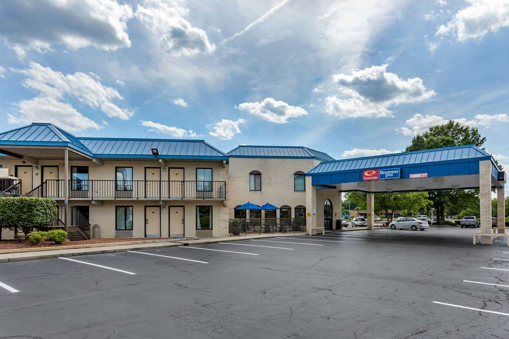 Econo Lodge Fayetteville I 95 - featured photo