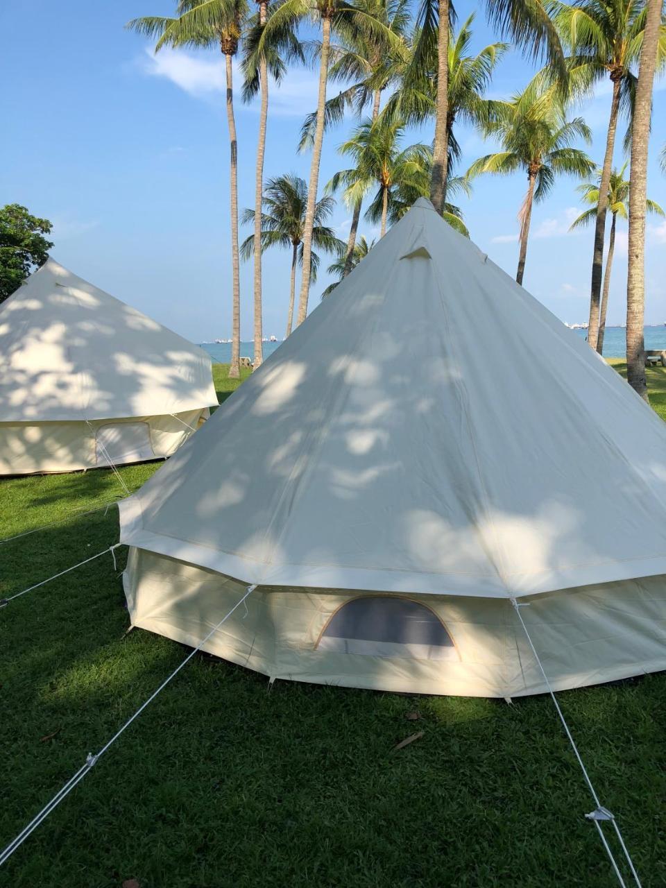 Glamping Kaki Large Bell Tent — 5-Star Luxury Hotel in Singapore, Singapore
