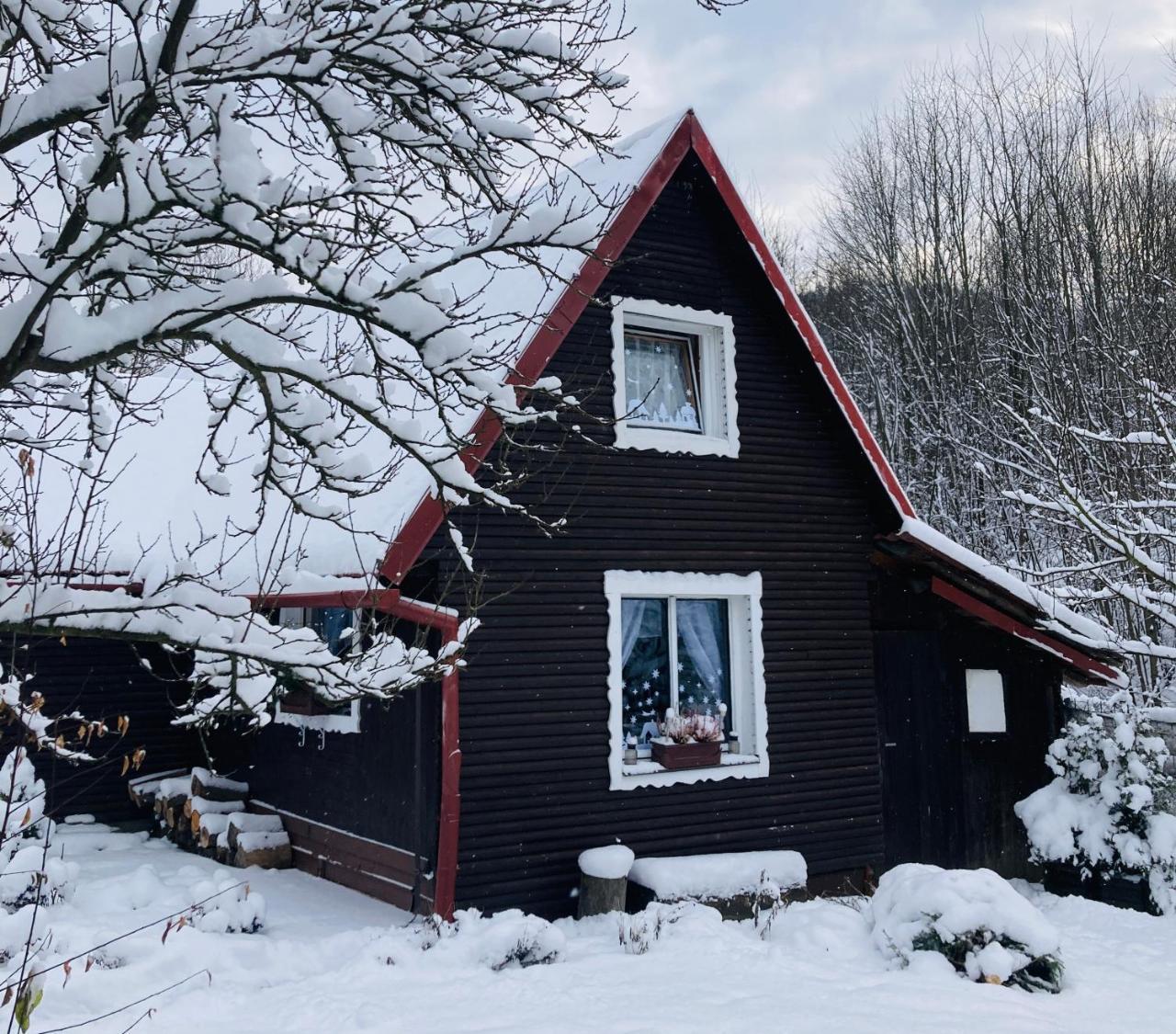 Útulná chaloupka na Valašsku — hotel in Valasska Bystrice