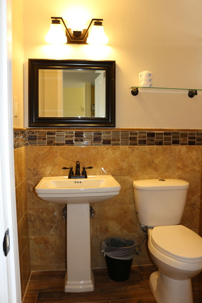 SeaShell Motel - photo 20