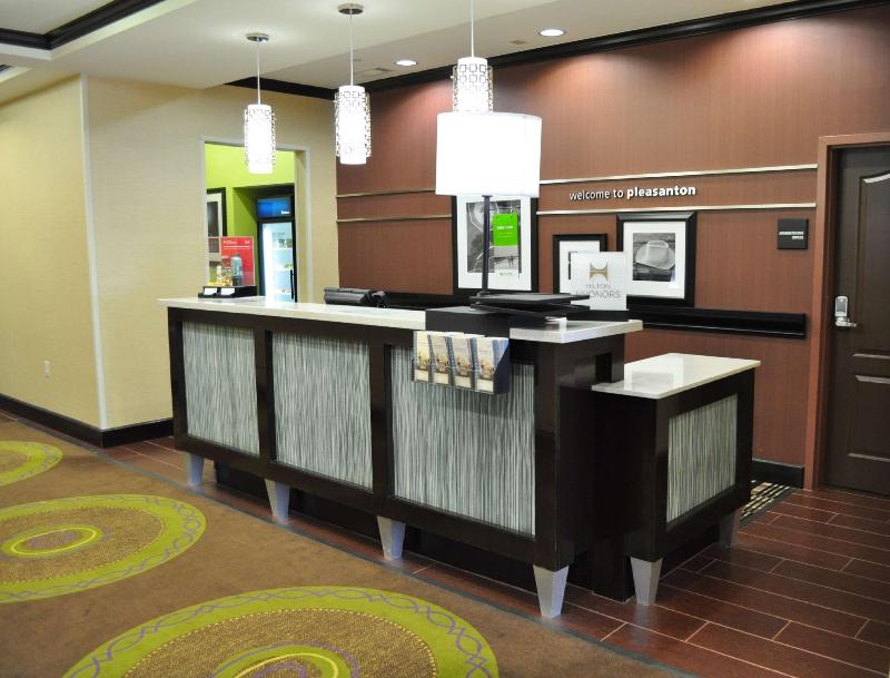 Hampton Inn Pleasanton - photo 8