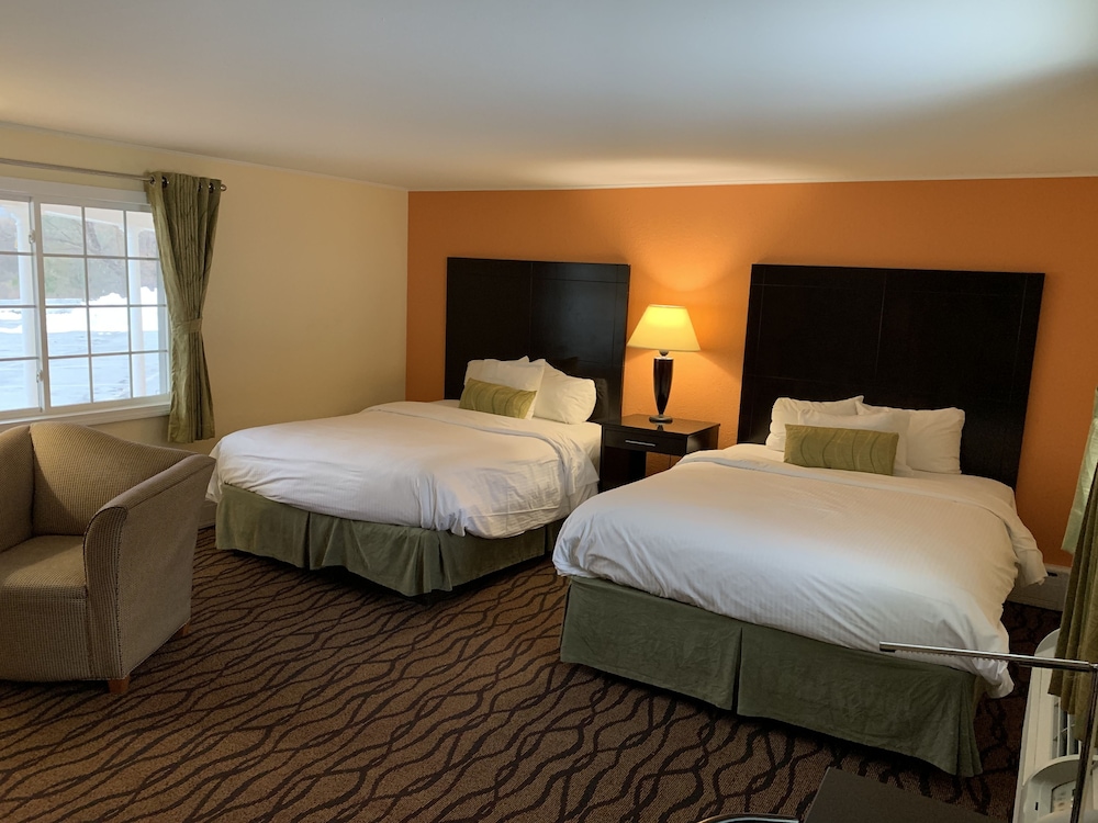 Four Winds Country Motel - photo 8