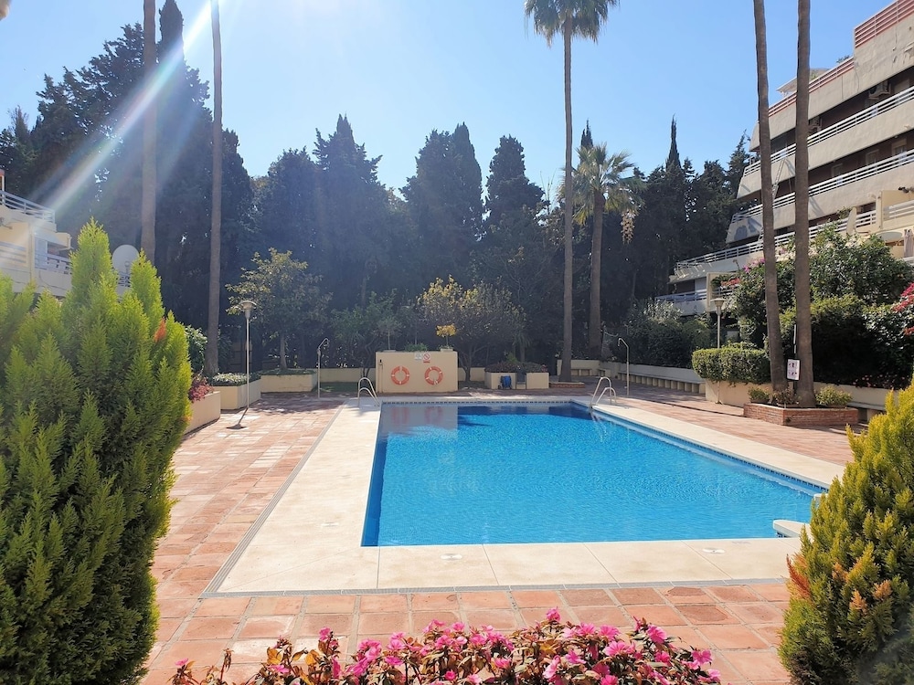 Parque Marbella — 4-Star Luxury Hotel in Marbella, Spain