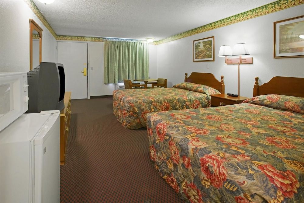 Americas Best Value Inn Merrillville - photo 15