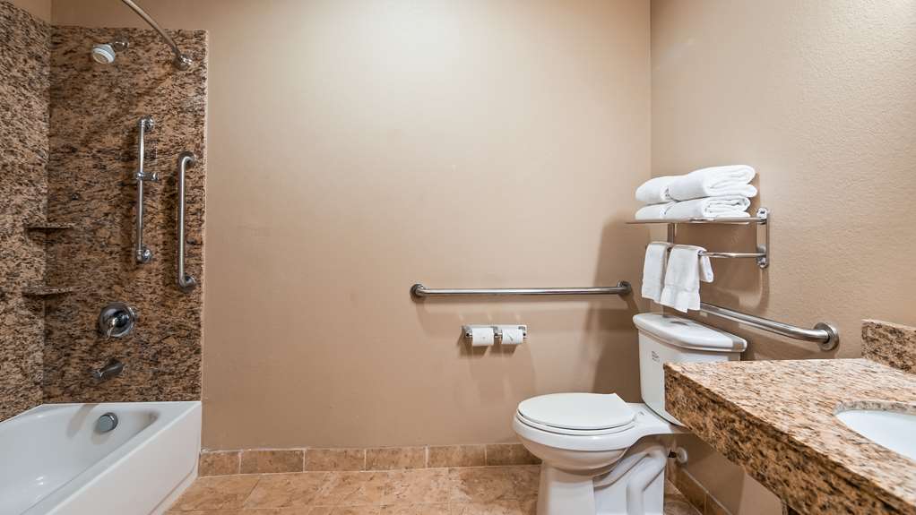 Best Western Plus Kenedy Inn - photo 12