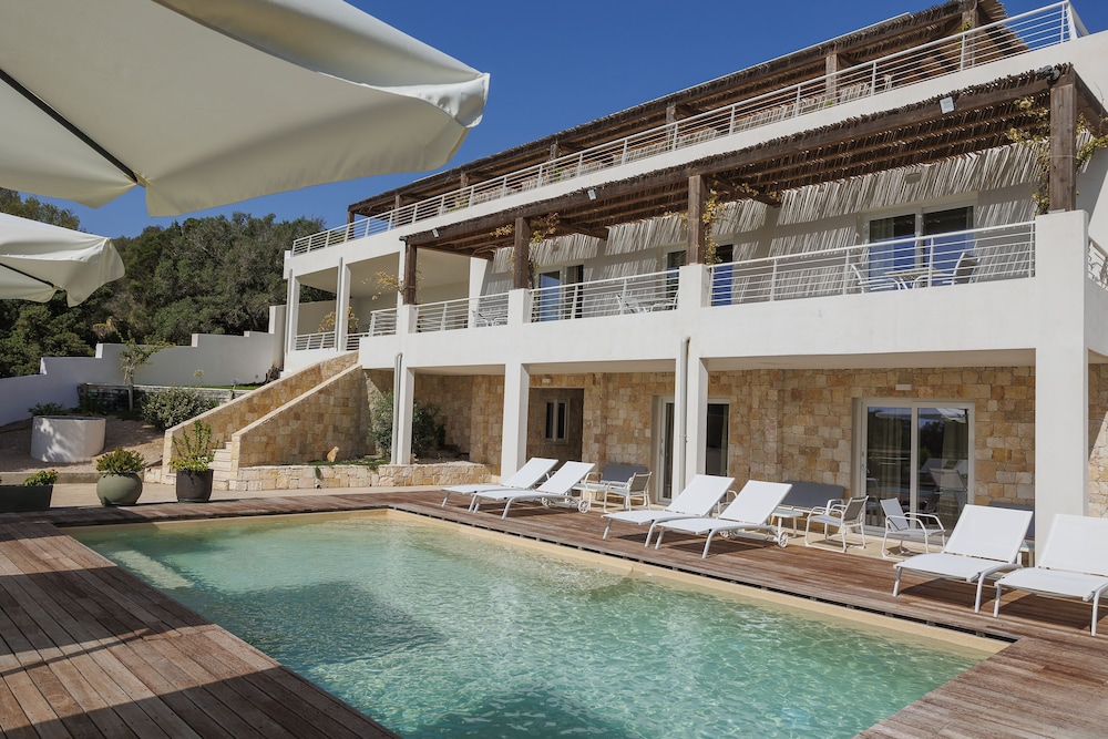 Mercury Beach Hotel — hotel in Sant'antioco