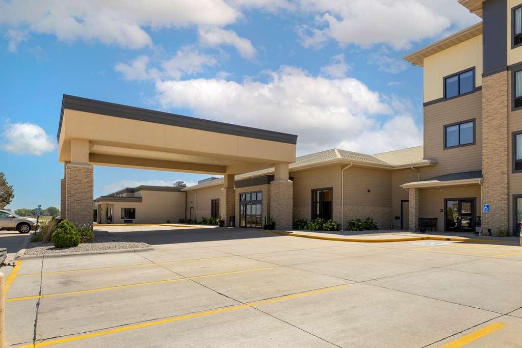 Best Western Plus North Platte Inn & Suites - photo 48