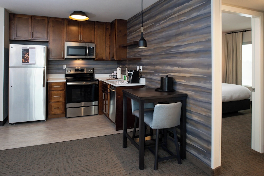 Residence Inn by Marriott Visalia - photo 8