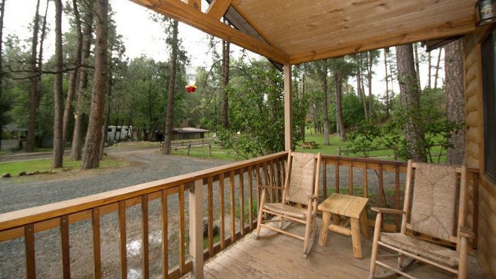Upper Canyon Inn & Cabins - photo 121
