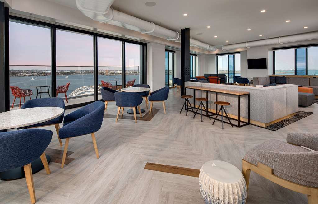 Hyatt Place Boston Seaport District - photo 46