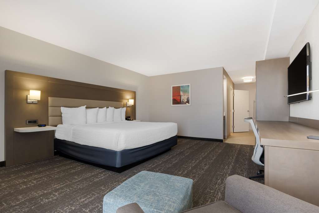 Best Western Plus Sparks Reno Hotel - photo 22
