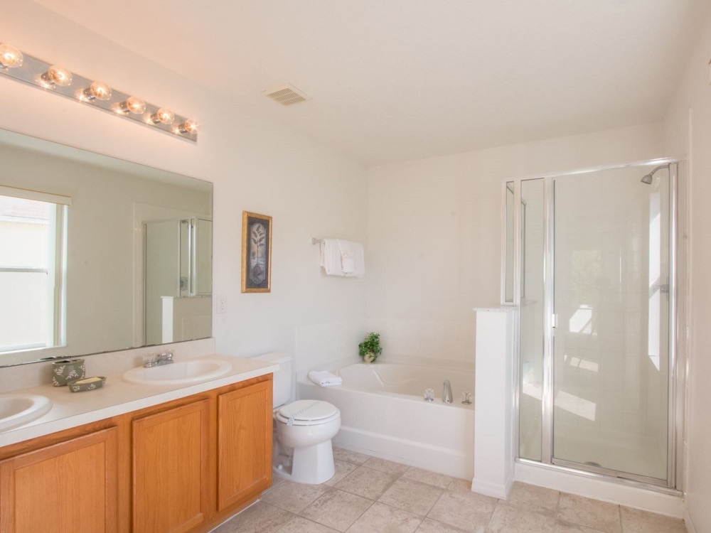 5 Bed 388 - photo 16