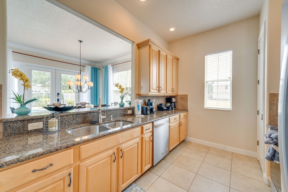 6 Mi to Disney Lakefront Reunion Resort Home - photo 9