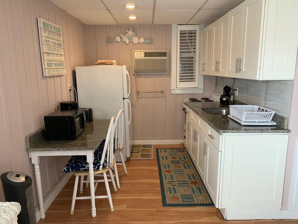 Vineyard Harbor Motel Private Beach - photo 118