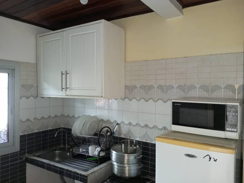 Beautiful Appartement 2 Beds 2 Toilets kitchen — Bonaberi — photo 4