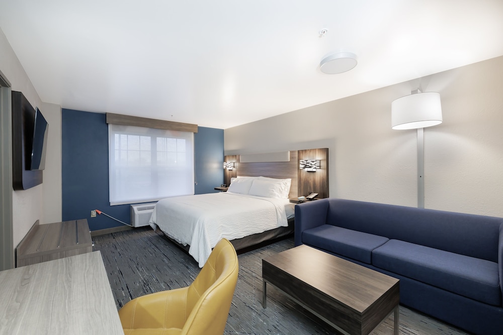Holiday Inn Express & Suites Zion by IHG - photo 11