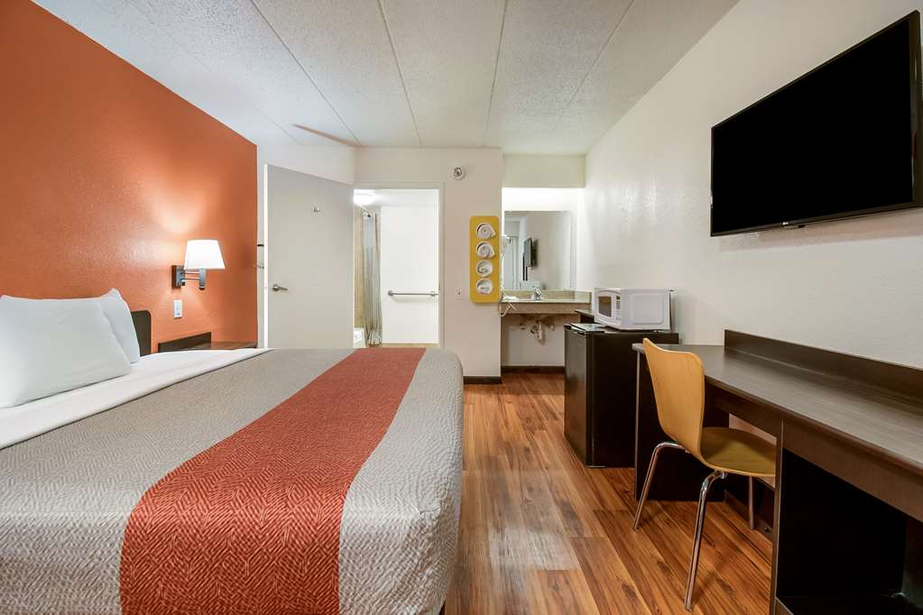 Motel 6 Grove City OH - photo 8