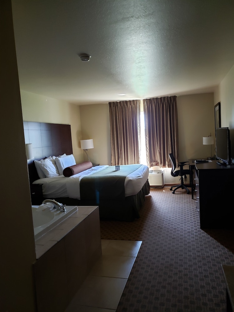 Cobblestone Inn & Suites Schuyler - photo 8