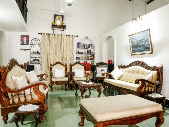 Hotel Interior/Public Areas