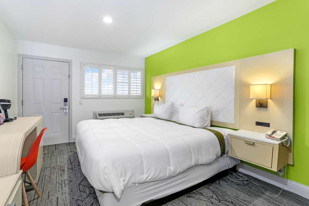 Signature Inn Berkeley - photo 15