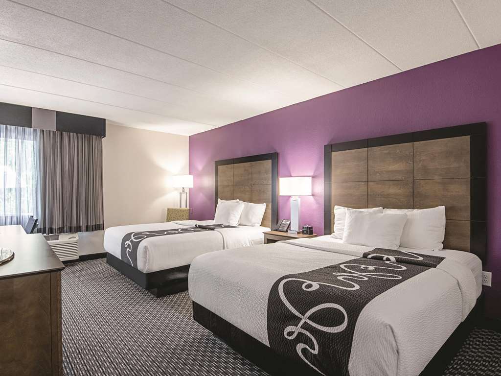 La Quinta Inn & Suites by Wyndham Portland DT Maine Med - photo 22