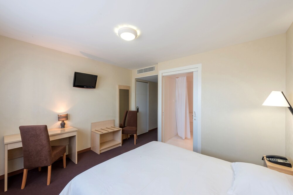 Hotel Talencia — Thouars — photo 5