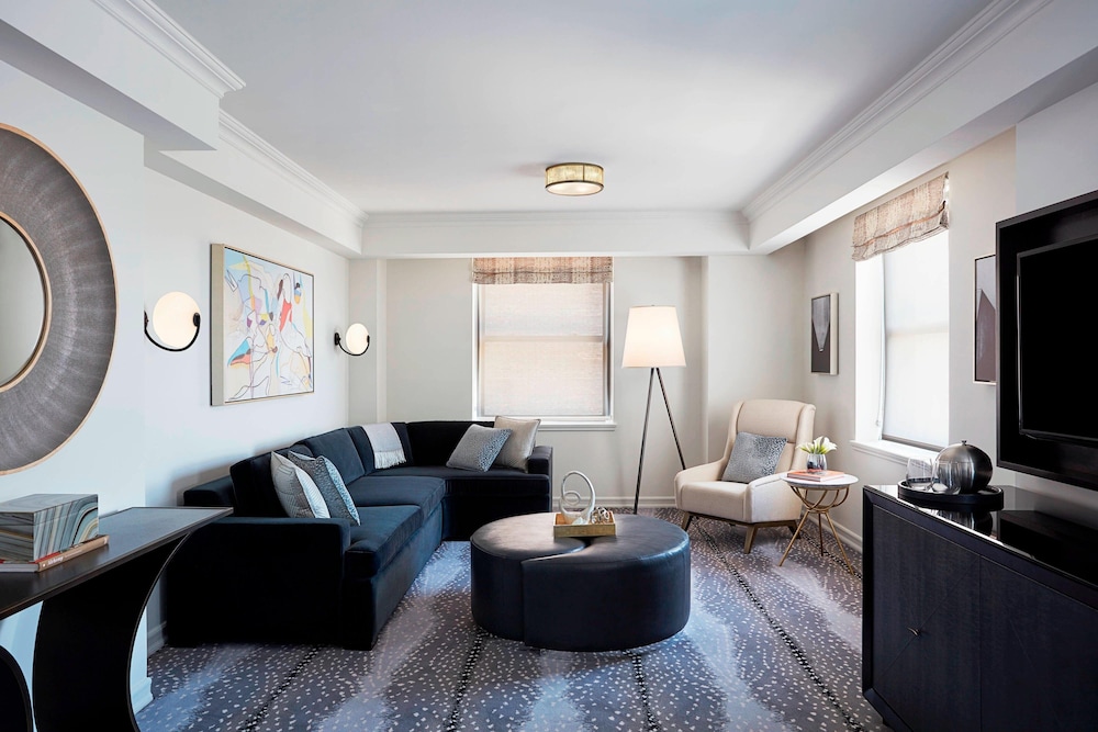 JW Marriott Essex House New York - photo 74