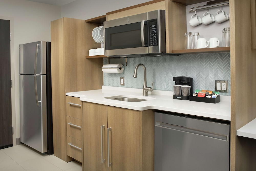 Home2 Suites by Hilton San Antonio Lackland Sea World - photo 12