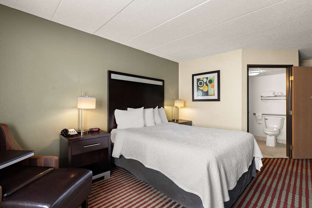 Best Western Germantown Inn - photo 18
