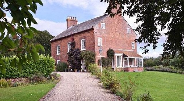 Buslingthorpe Manor B&b — 4-Star Luxury Hotel in Lincoln, United Kingdom