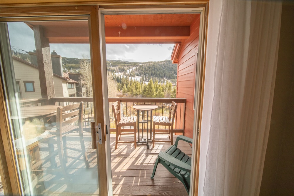 Cinnamon Ridge Hotel - photo 29