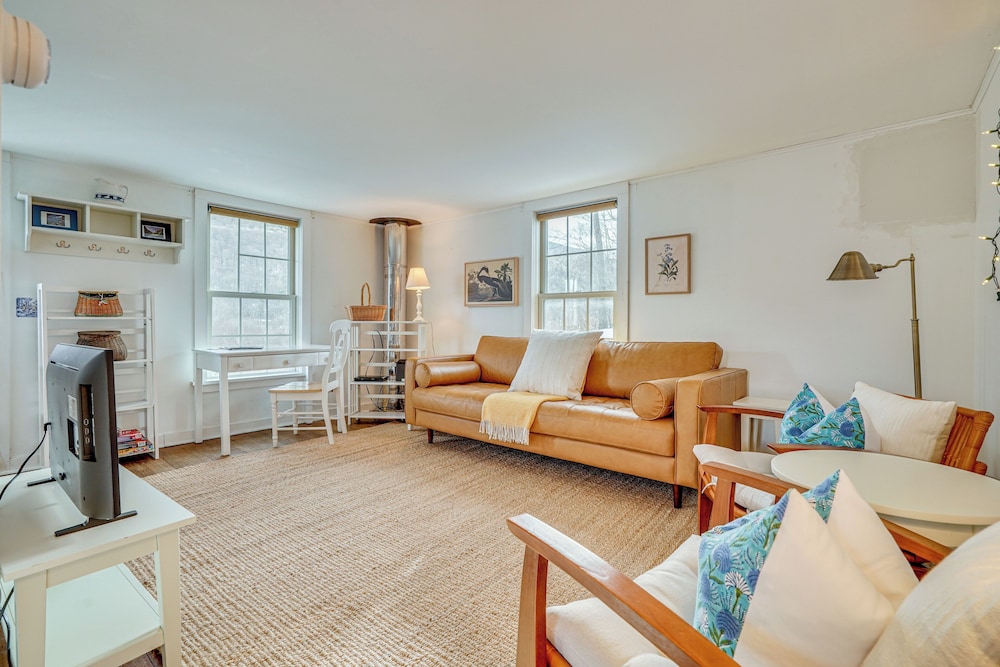 12 Mi to Bromley Mtn Ski Resort: Quiet Hideaway in Manchester Center, United States