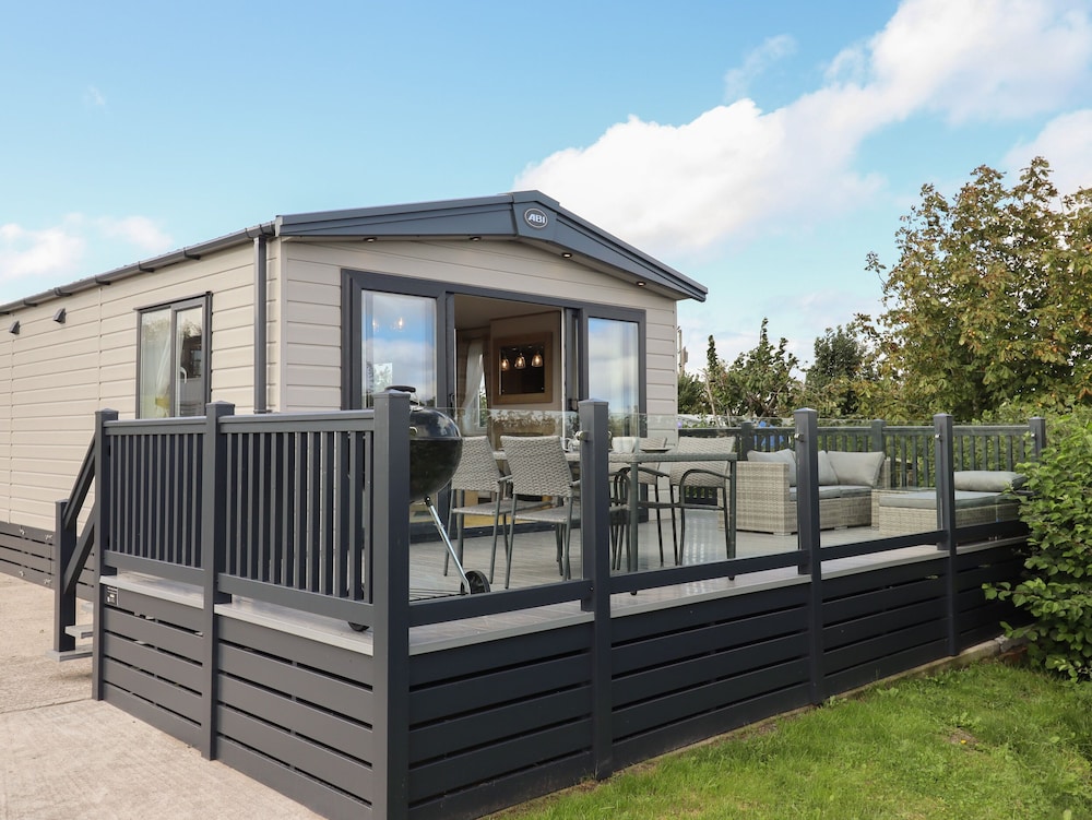 Hazel Lodge — 4-Star Luxury Hotel in Newton Abbot, United Kingdom