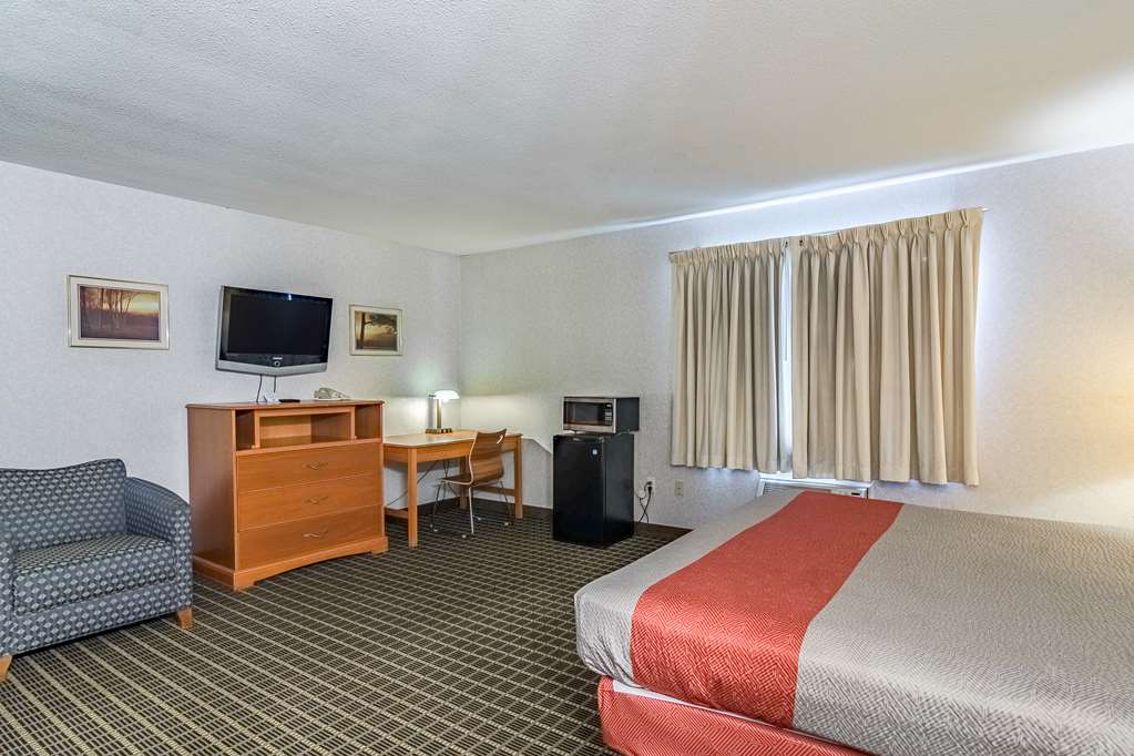 Motel 6 Grand Rapids MI Northeast - photo 17