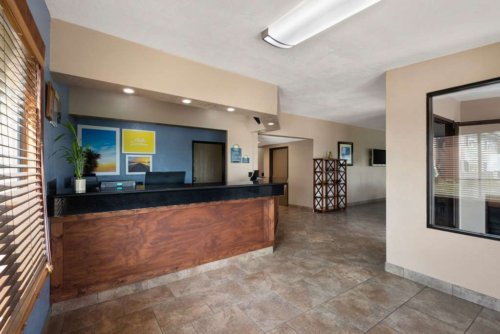 Days Inn by Wyndham Newton - photo 12