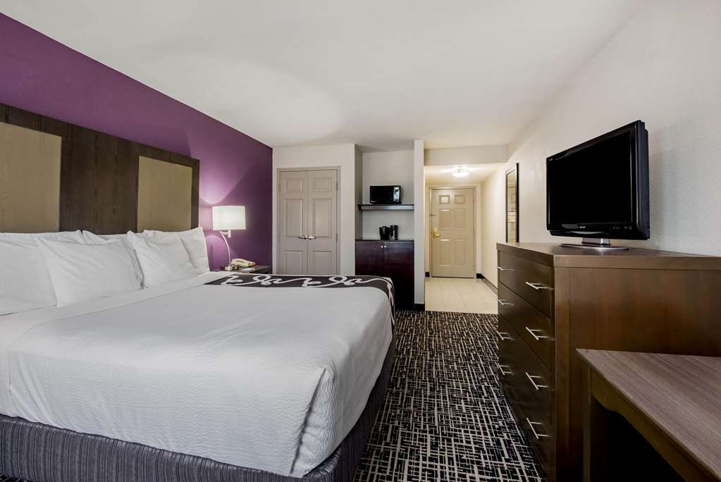 La Quinta Inn by Wyndham West Long Branch NJ Shore Area - photo 15