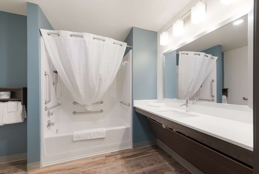 Woodspring Suites Philadelphia Northeast - photo 27