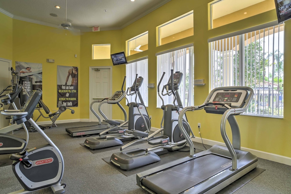 Kissimmee Resort Townhome w Pool 7 Mi to Disney - photo 31