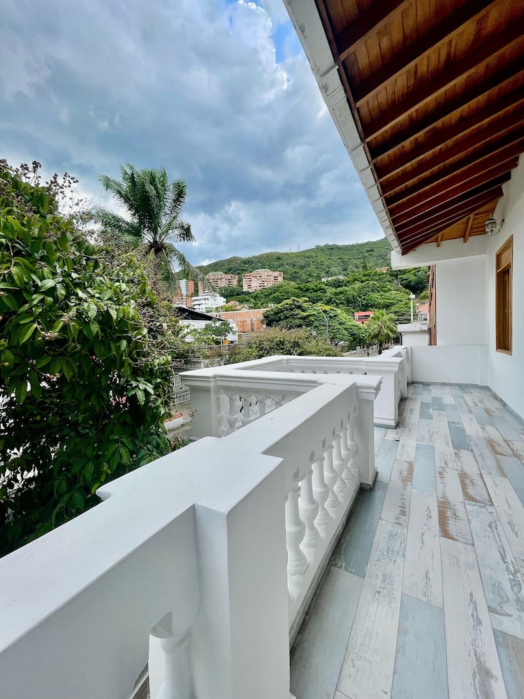 Hotel Cattaleya - carbon neutral hotel in Cali
